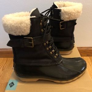 BRAND NEW Sperry Shearling Boots